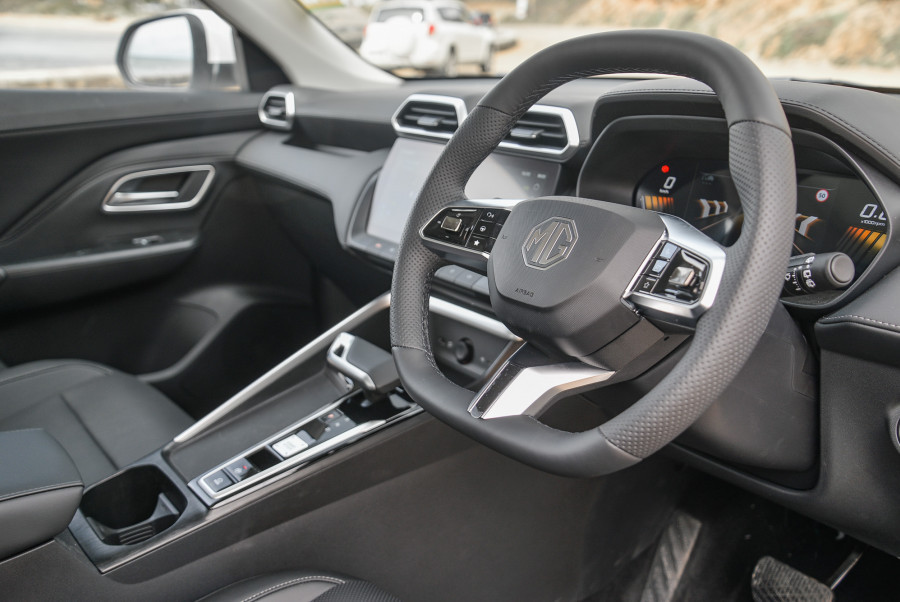 2025 MG ZS ZS32 Essence Hybrid+ SUV Image 13