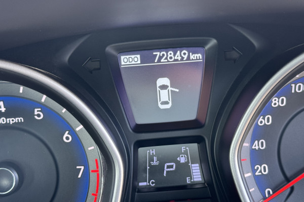 2015 Hyundai i30 GD2 Active Hatch Image 16
