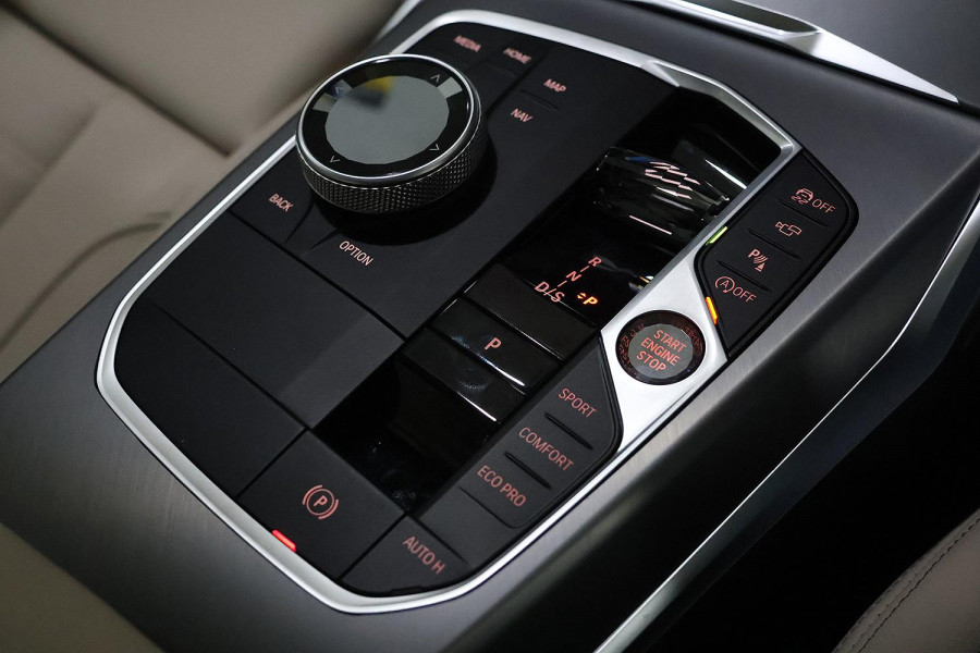 2025 BMW 3 Series G20 LCI II 330i M Sport Sedan
