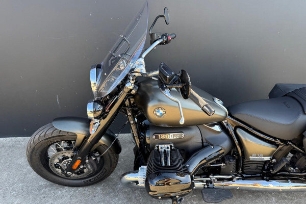 2024 BMW R 18 Classic Highline R 18 Image 5