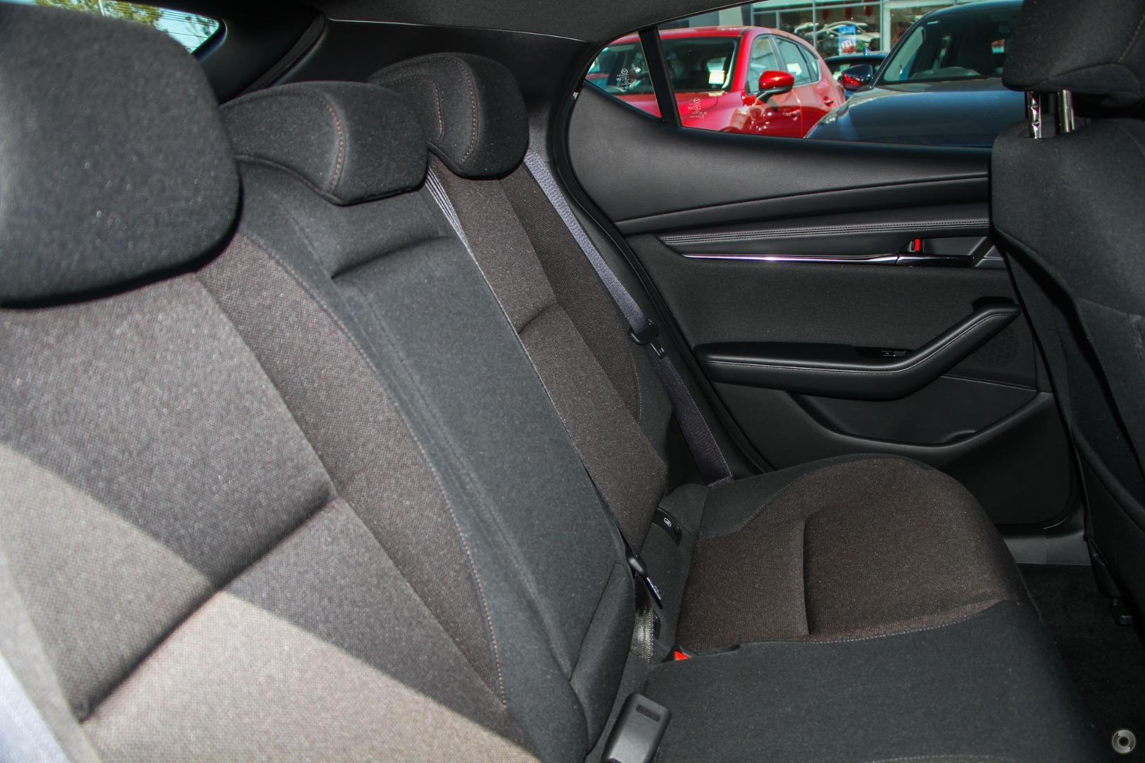 2024 Mazda 3 BP Series G20 Evolve Hatch Image 11