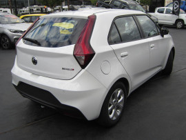 2021 [THIS VEHICLE IS SOLD] image 12