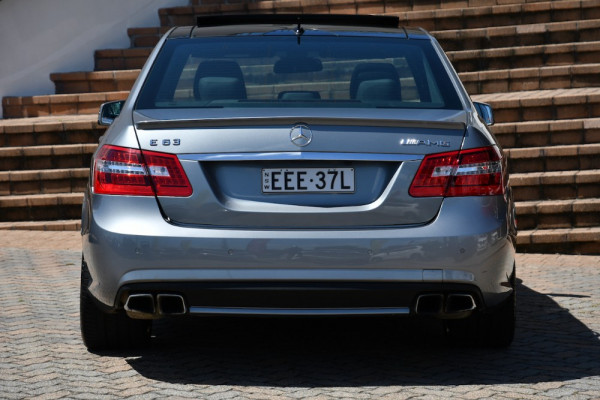 2010 Mercedes-Benz E-class W212 E63 AMG Sedan Image 4