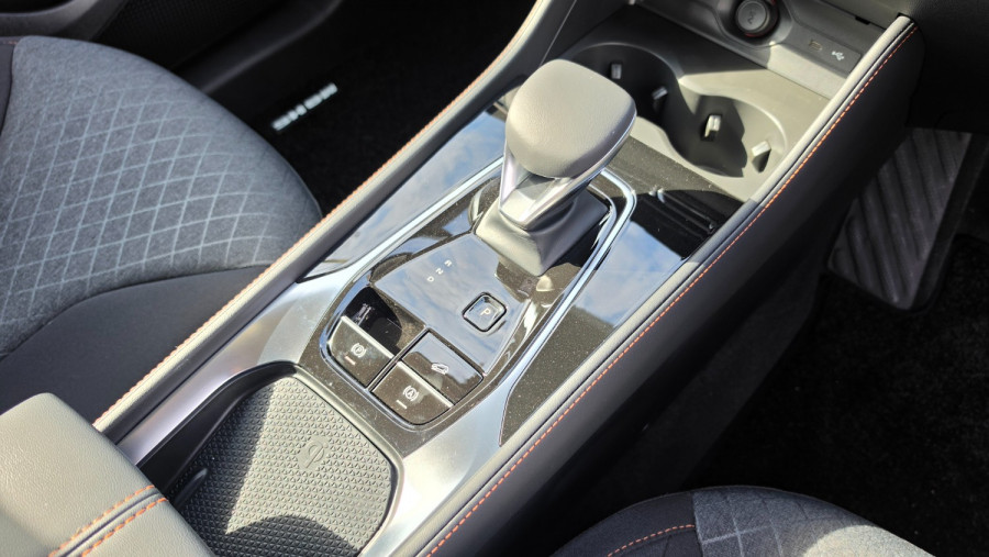 2026 MY25 MG HS AS33H Excite Hybrid+ SUV Image 3