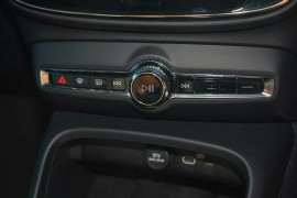 2023 Volvo C40 XK Recharge Twin SUV image 10