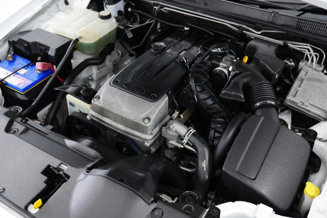 2015 Ford Falcon XR6 18 of 26