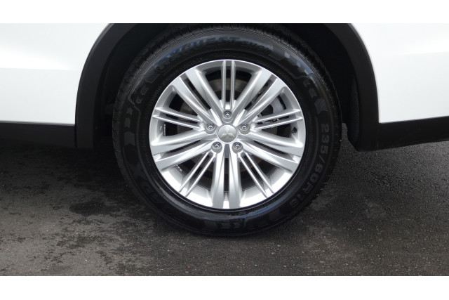 2023 Mitsubishi Outlander ZM MY23 ES 7 SEAT 2WD SUV Image 5