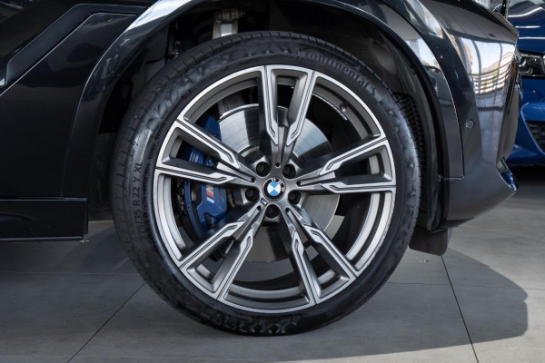 2023 BMW X6 G06 M50i SUV image 25