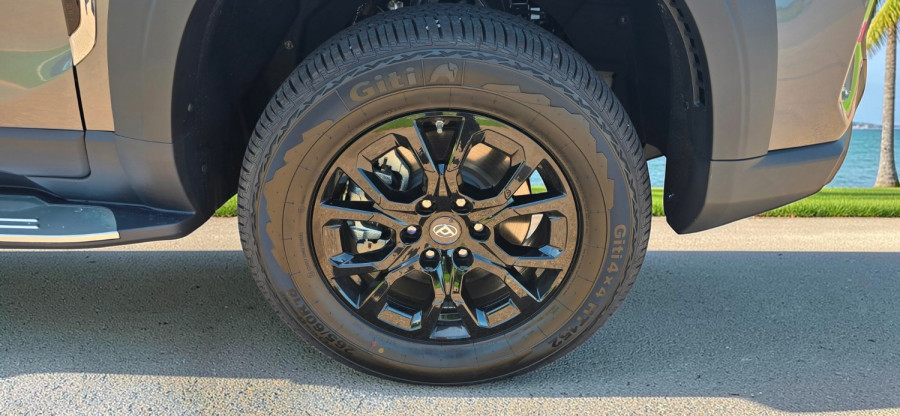 2026 MY25 LDV D90 SV9A Mode SUV Image 5