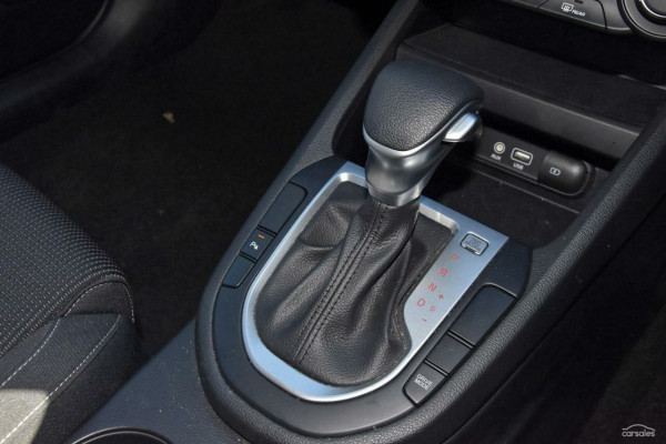 2020 Kia Cerato BD S Hatch Image 13