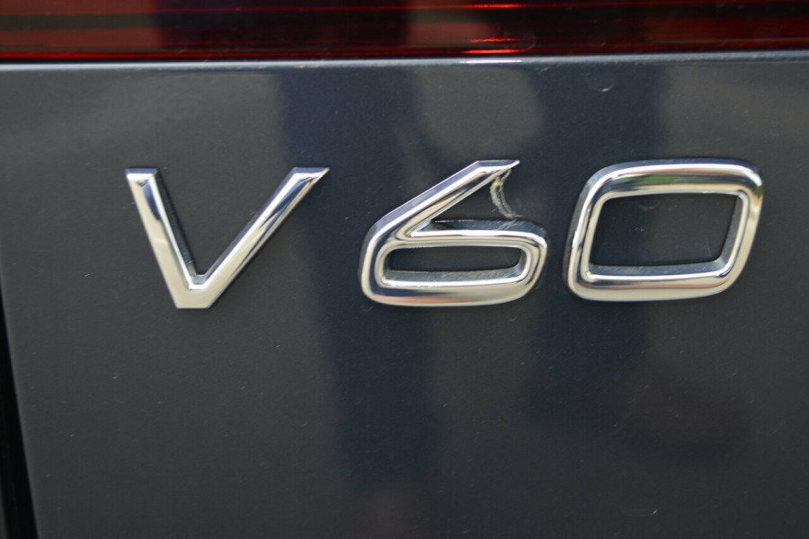 2019 MY20 Volvo V60 F-Series T5 Momentum Sedan Image 20
