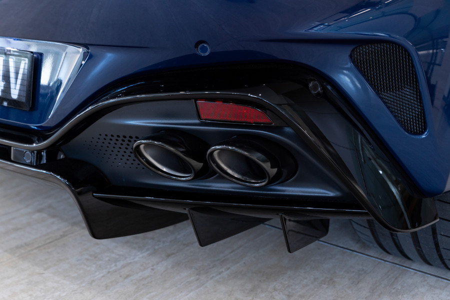 2024 Aston Martin Vantage  Coupe Image 9