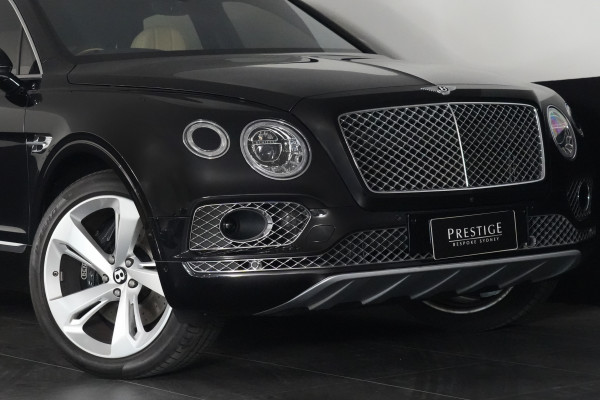 2018 Bentley Bentayga W12 SUV Image 18