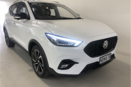MG ZS ZST ESSENCE