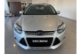 2015 MY14 Ford Focus LW MkII Sport Hatch