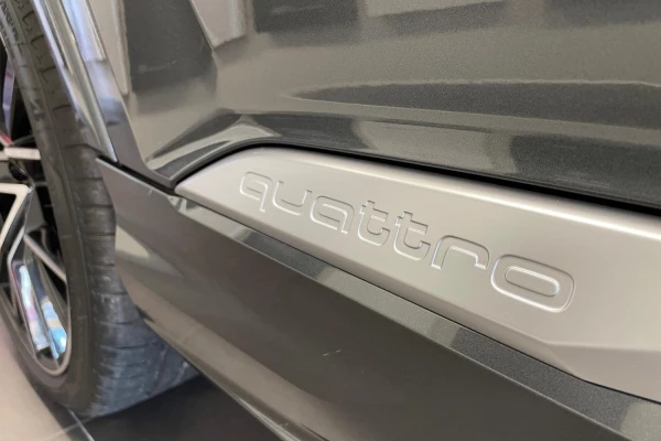 2025 Audi SQ7 4M TFSI SUV Image 8