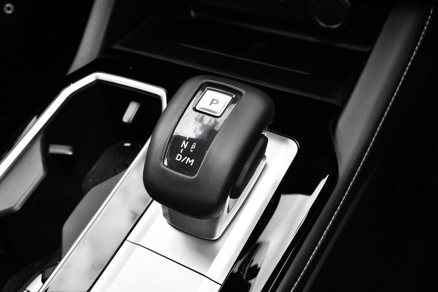 2026 Mitsubishi Outlander ZM LS SUV Image 15