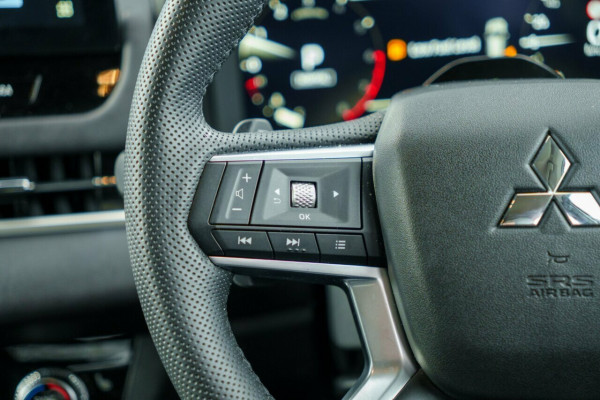 2025 Mitsubishi Outlander ZM Aspire SUV Image 12