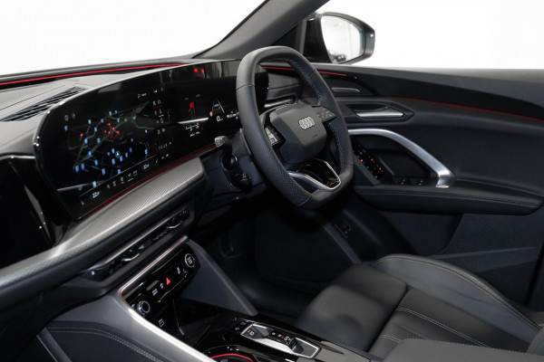 2026 Audi Q5 e-hybrid 270kW SUV image 8