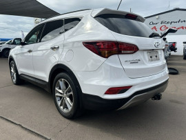 2016 MY17 Hyundai Santa Fe DM3 Series II Highlander SUV image 8