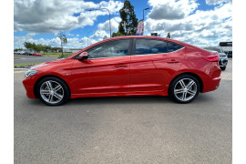 2016 MY17 Hyundai Elantra AD SR Sedan