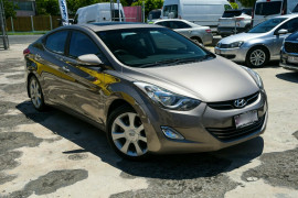 Hyundai Elantra Premium MD