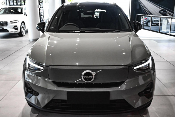 2024 MY25 Volvo EX40 No Series Ultra Single Motor Extended Range SUV Image 2