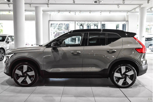 2024 MY25 Volvo EX40 No Series Ultra Single Motor Extended Range SUV Image 5