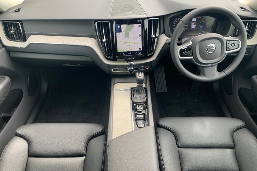 2020 Volvo XC60 UZ D4 Inscription Suv Image 16