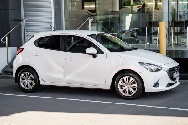 2015 Mazda 2 DJ Series Neo Hatch Image 3