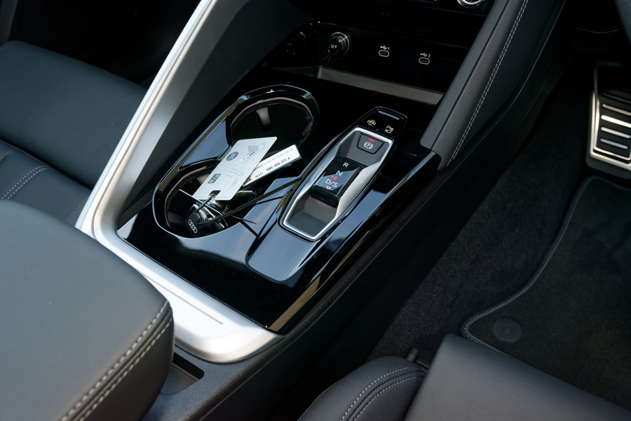 2025 MY26 Audi Q5 e-hybrid 270kW SUV