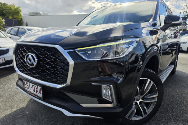 2022 LDV D90 SV9A Executive SUV Image 2