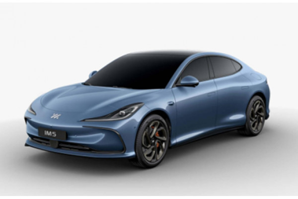 2026 MY25 MG IM5 P12L Performance Hatch Image 18