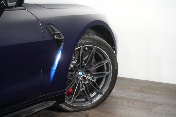 2021 BMW M4 Competition Convertible Image 10