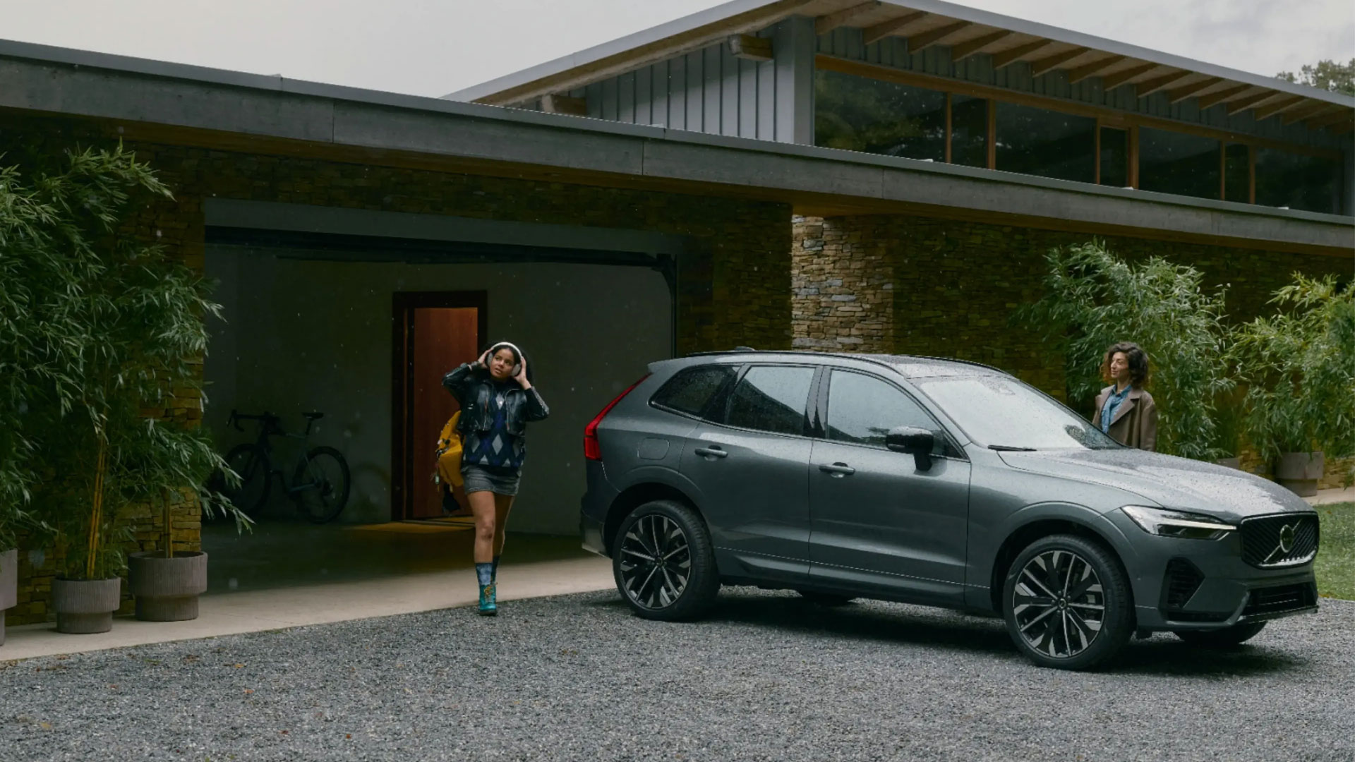 Volvo XC60 Midsize SUV