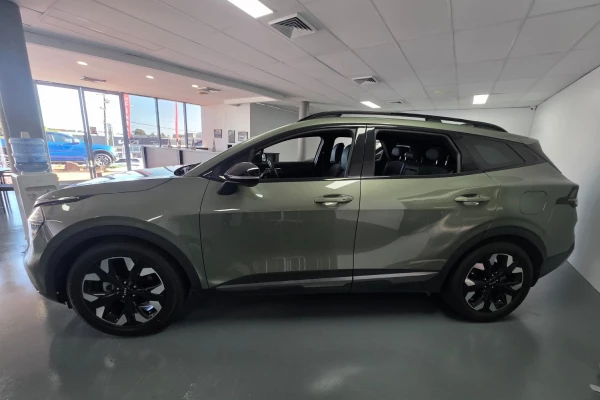 2022 Kia Sportage NQ5 GT-Line SUV Image 5