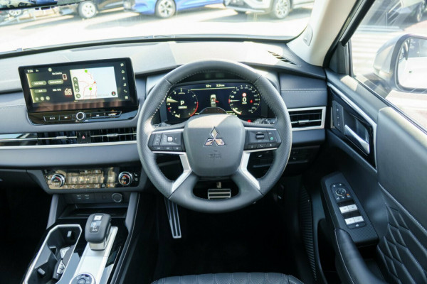 2025 Mitsubishi Outlander ZM Exceed SUV Image 11