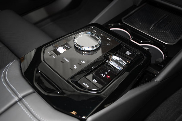 2026 BMW 5 Series G60 540d xDrive Sedan image 13