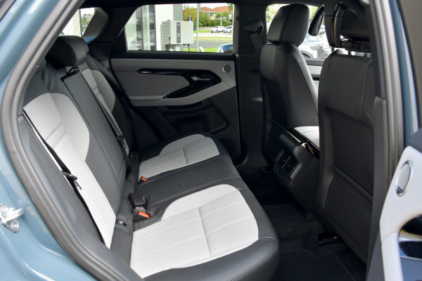 2026 Land Rover Range Rover Evoque L551 P250 Dynamic SE SUV image 26