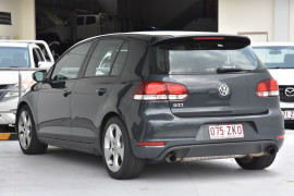 2010 MY11 Volkswagen Golf VI MY11 GTI Hatch Image 3