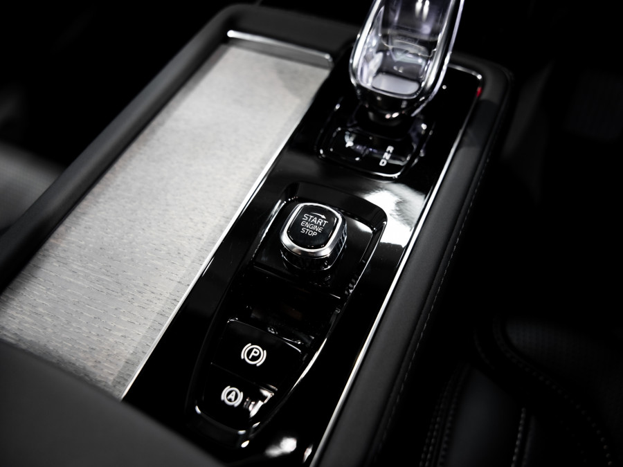 2026 Volvo XC90 L Series Ultra B5 Bright SUV Image 14
