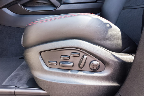 2024 Porsche Cayenne 9YA II GTS SUV Image 21