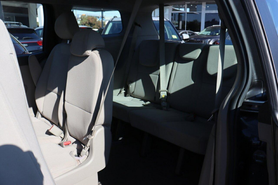 2017 Kia Carnival YP S People Mover Image 33