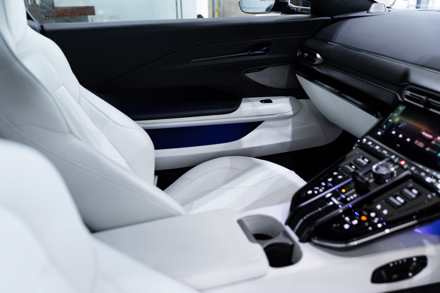 2024 Aston Martin Vantage  Coupe Image 48