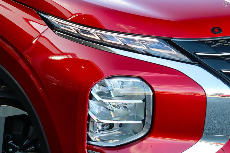2024 Mitsubishi Outlander ZM Exceed SUV Image 11