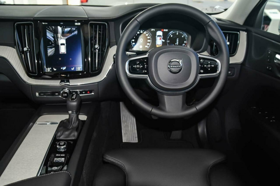 2019 MY20 Volvo XC60 UZ D4 Inscription Suv Image 7