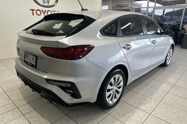 2021 Kia Cerato DJS62G61FCC056 s Hatch Image 3