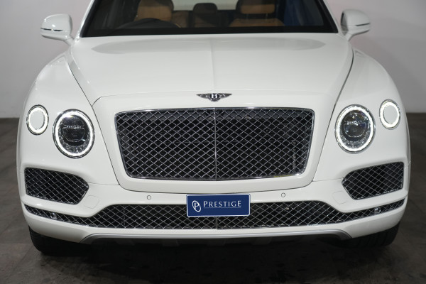 2016 Bentley Bentayga SUV Image 3