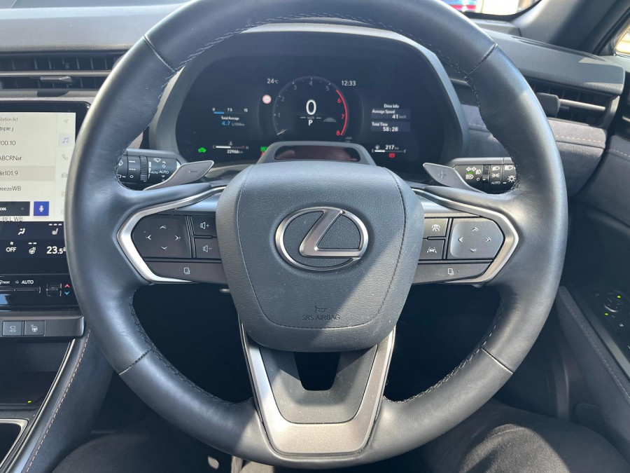 2024 Lexus LBX MAYH10R Sports Luxury SUV Image 22