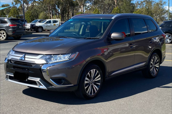 2019 Mitsubishi Outlander ZL ES SUV Image 3